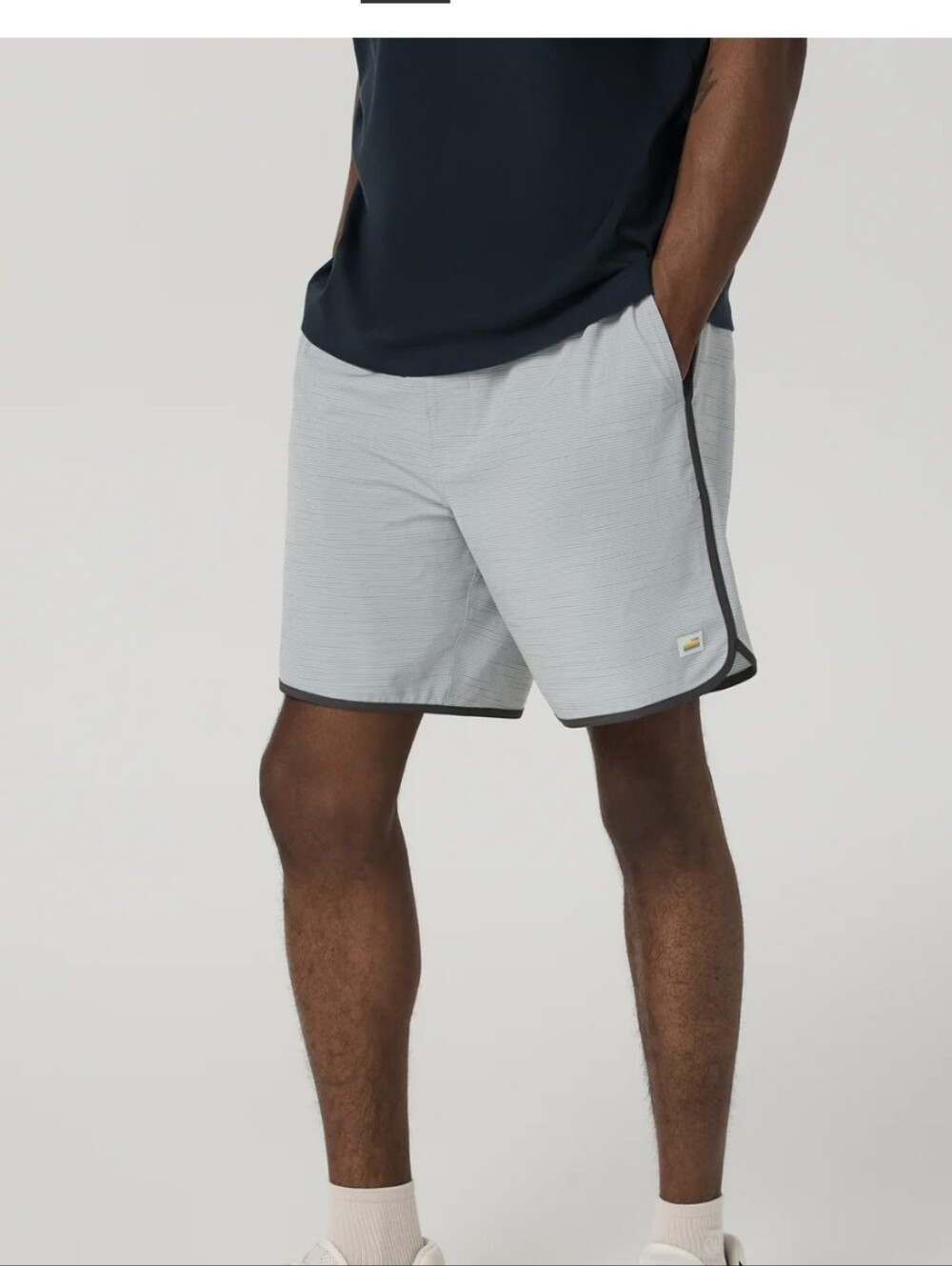 Vuori  Banks Light Gray Men’s Athletic Shorts with Dark Trim Sz.M